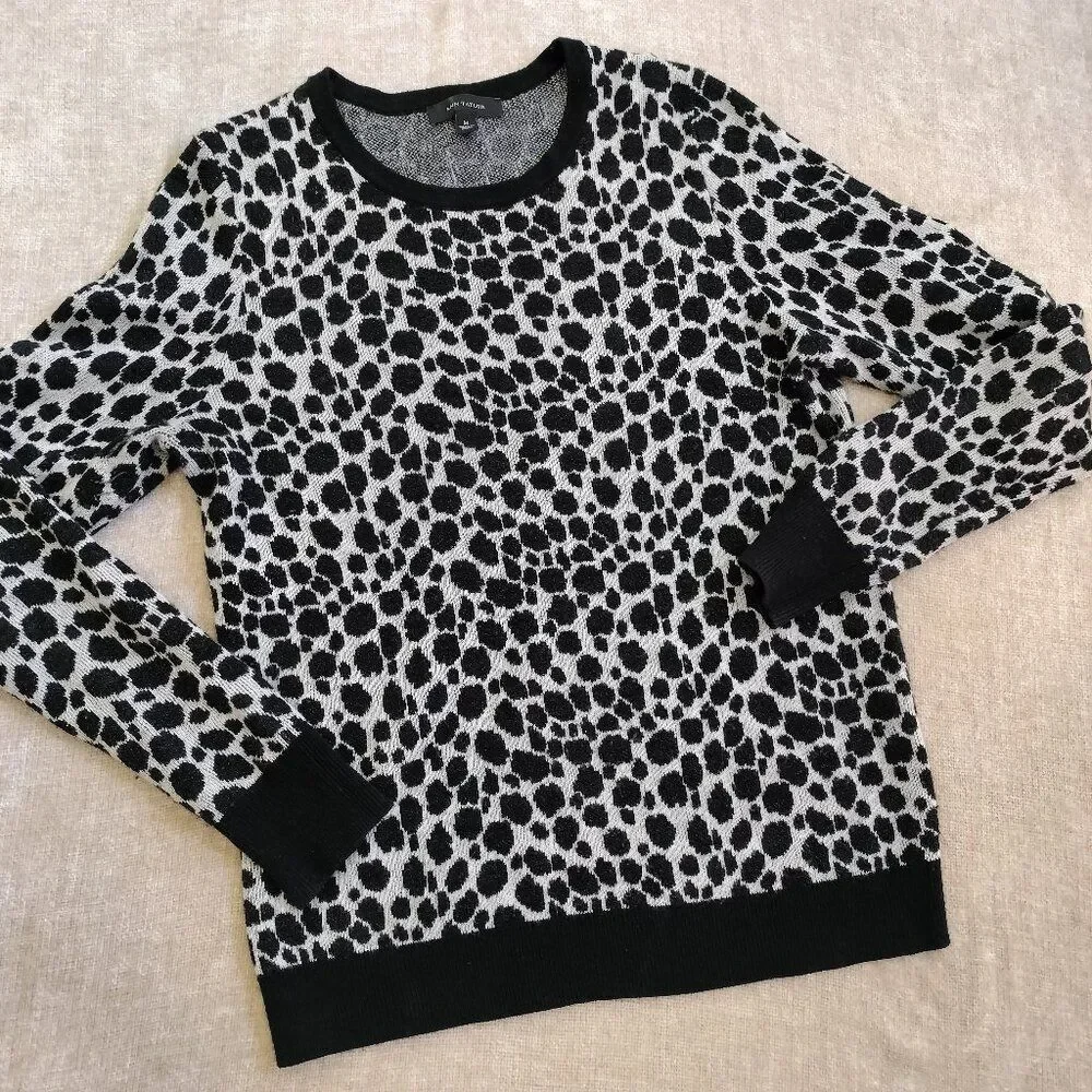 Ann Taylor Cheetah Jacquard Sweater Wool Blend White and Black Size Medium